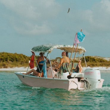 Girls Love Boats Flag